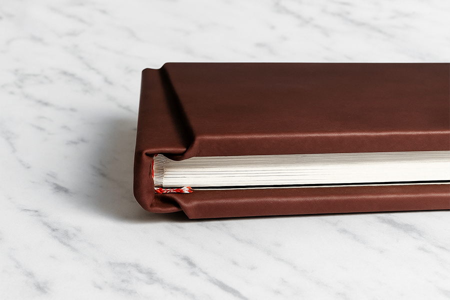 fotobook-mi-album-home-clasico-premium-layflat-vista-lateral-empastado.webp.webp
